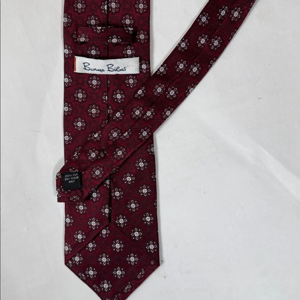 Burma Bibas Men’s Necktie XL Burgundy Jacquard Geometric Pattern 100% Silk Tie